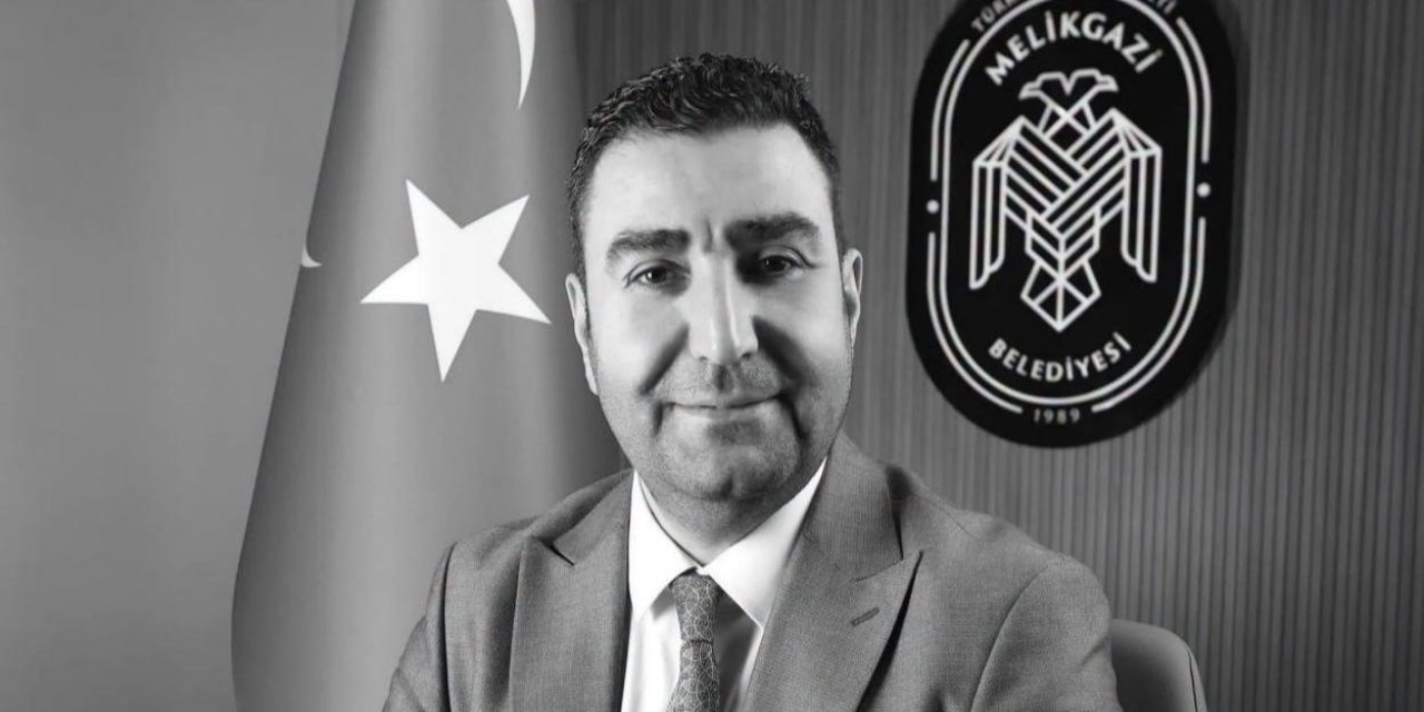 Belediye özel kalem müdürü bisikletten düşüp öldü