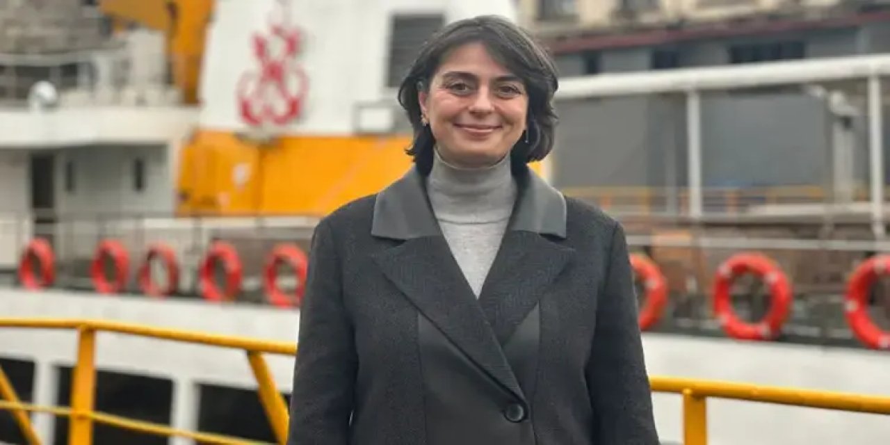 Üsküdar Belediyesi'ne operasyon: Belediye Başkanı Sinem Dedetaş'ın da aralarında bulunduğu 6 şüpheli gözaltına alındı