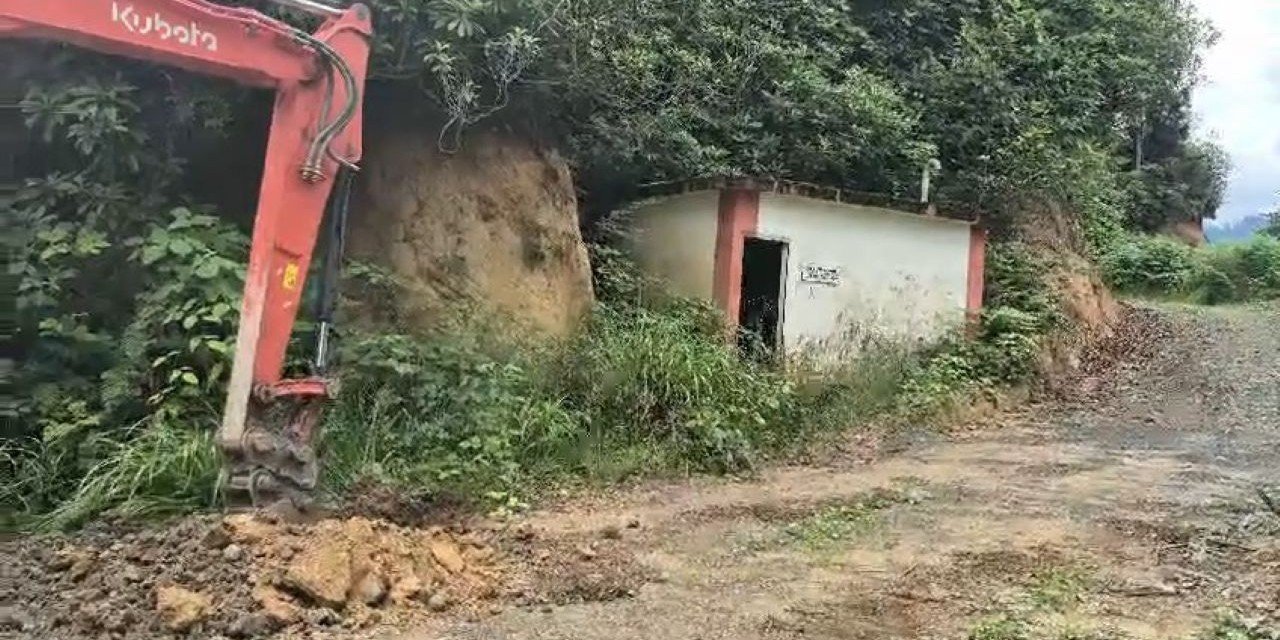 Köylülerin su sorunu çözüme kavuşuyor, ilk kazma vuruldu