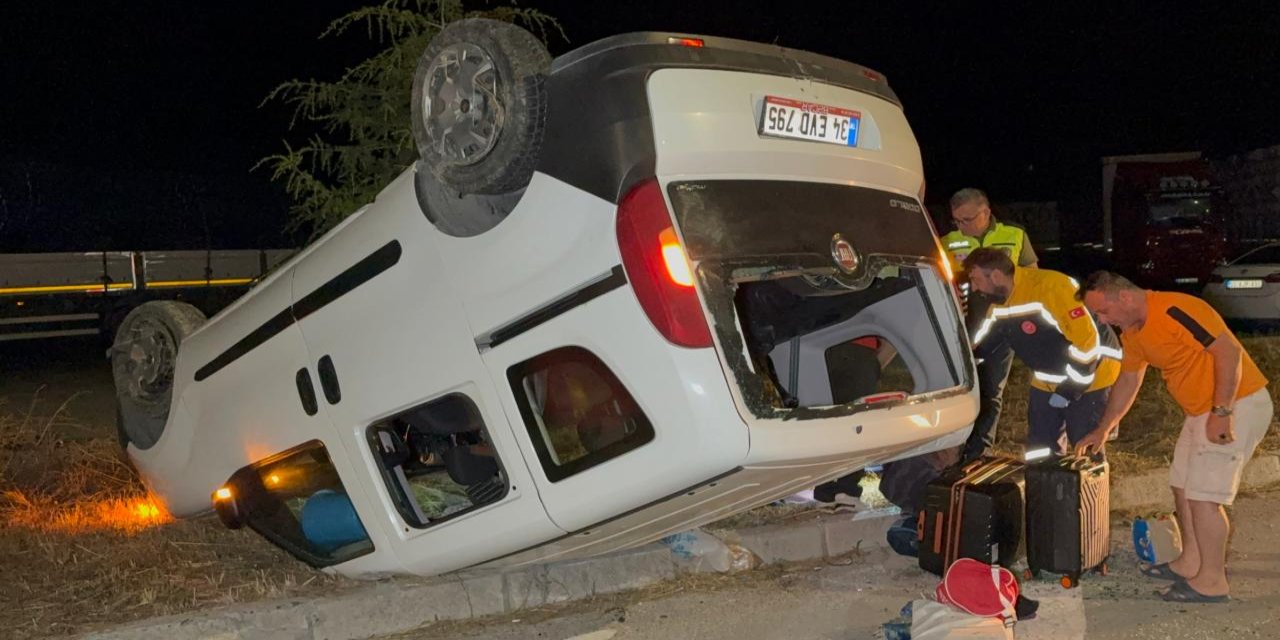 Antalya’dan Artvin’e Giden Aile Kaza Yaptı: 5 Yaralı