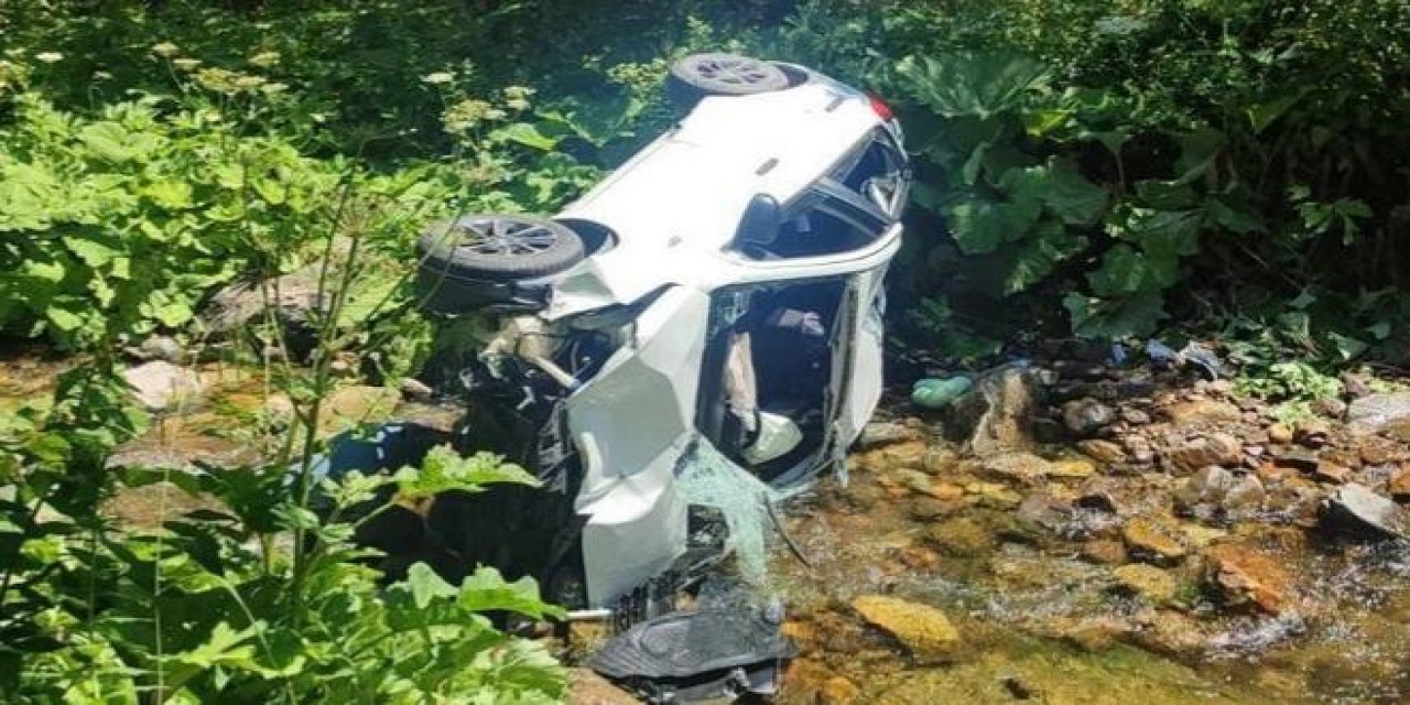Giresun'da dereye devrilen otomobildeki 6 kişi yaralandı