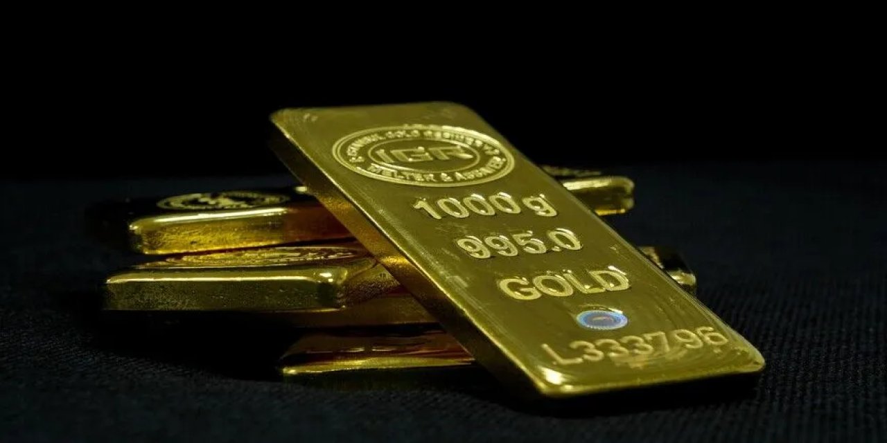 Altının ons fiyatı yaklaşık 7 ayın en güçlü haftalık performansını sergiledi