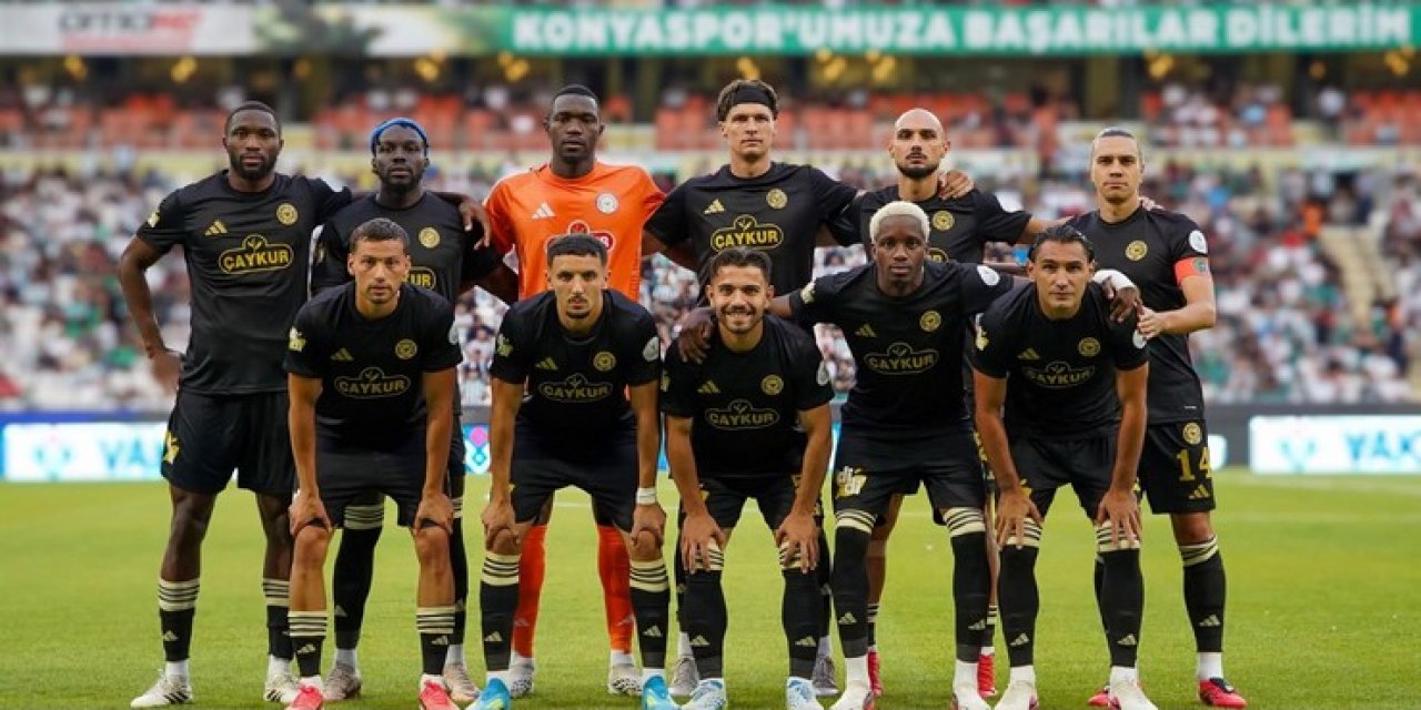 İlhan Palut'a "X Takım" Yanıtı Sahada Verildi! Rizespor 6 Sezonluk Hasreti Bitirdi, Konyaspor’un 8 Yıllık Unvanını Yıktı