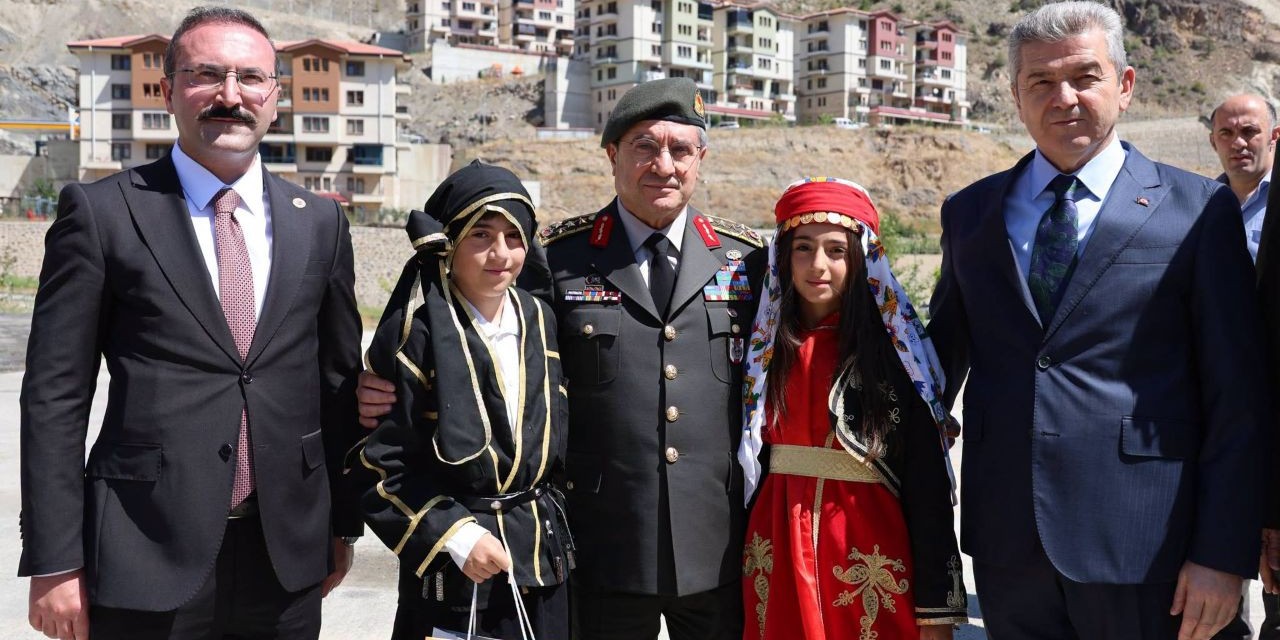 Genelkurmay Başkanı Orgeneral Selçuk Bayraktaroğlu Artvin’de