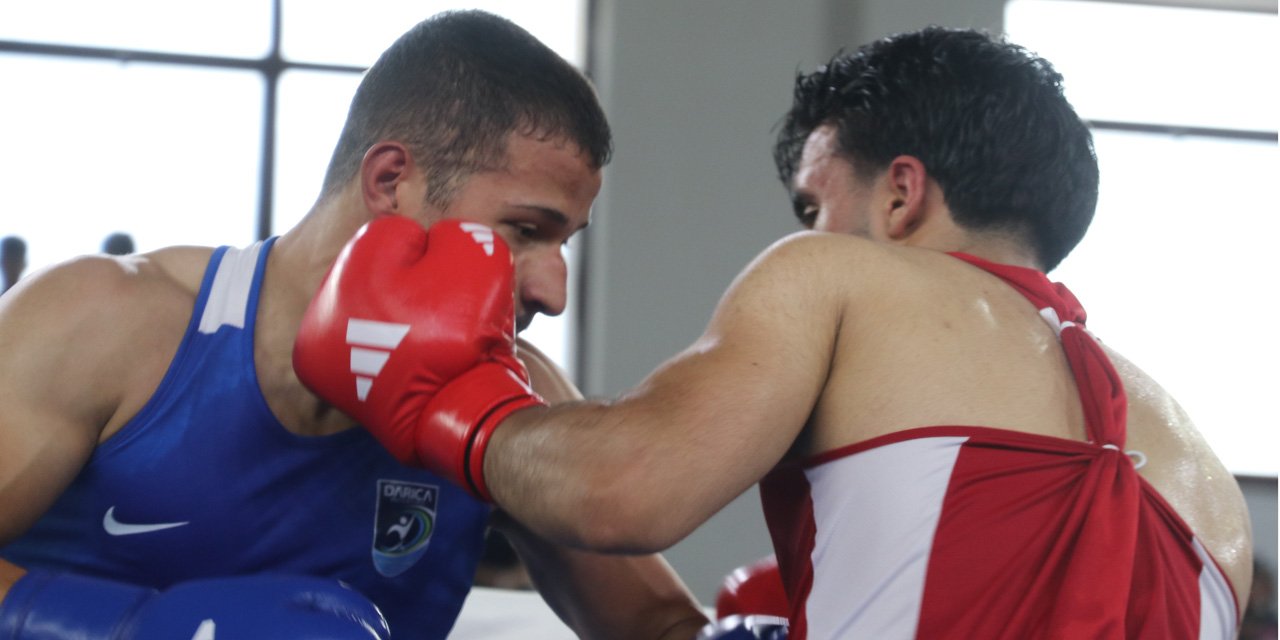 Rize'deki Yeşilay 23 Yaş Altı Türkiye Ferdi Boks Şampiyonası başladı