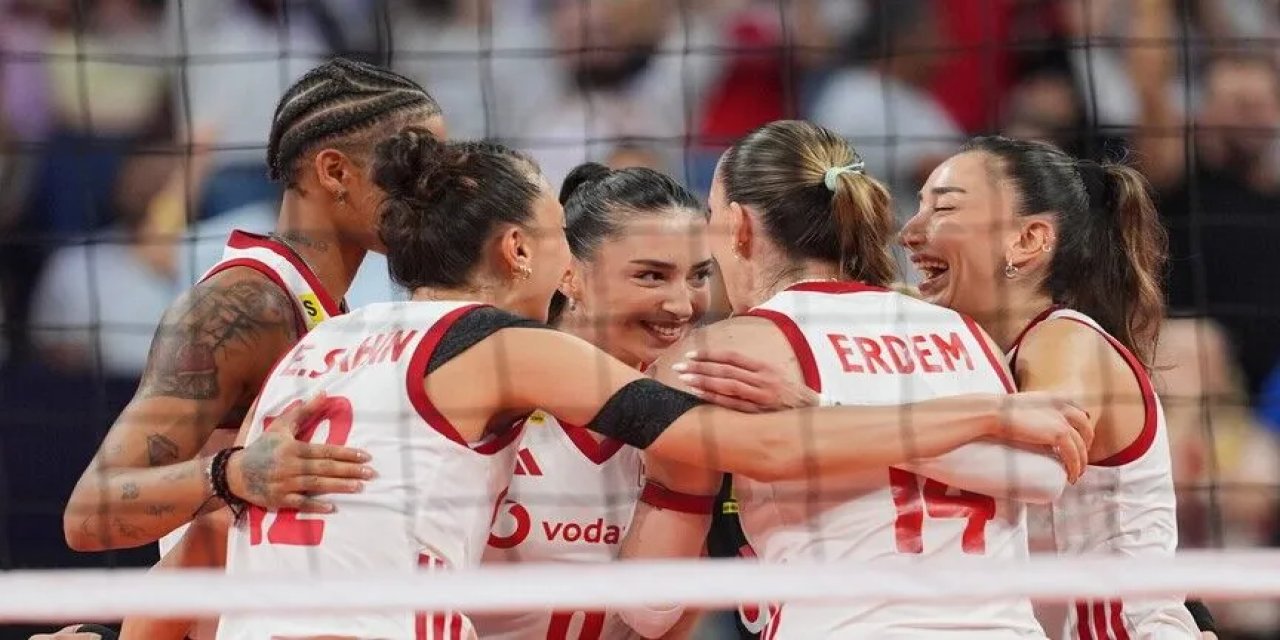 A Milli Kadın Voleybol Takımı, Avrupa Şampiyonası'nda finalde