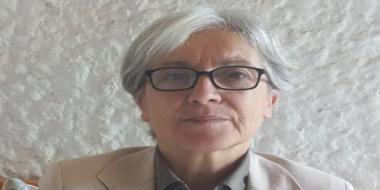 Rizeli Siyasetçi Fazilet Cezairli Türüt Yeni Parti Kadın Meclisi’ne Seçildi