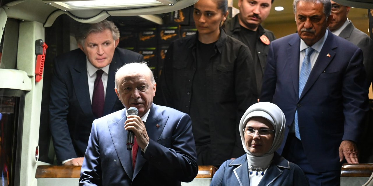 Cumhurbaşkanı Erdoğan, Güneysu'da vatandaşlara hitap etti