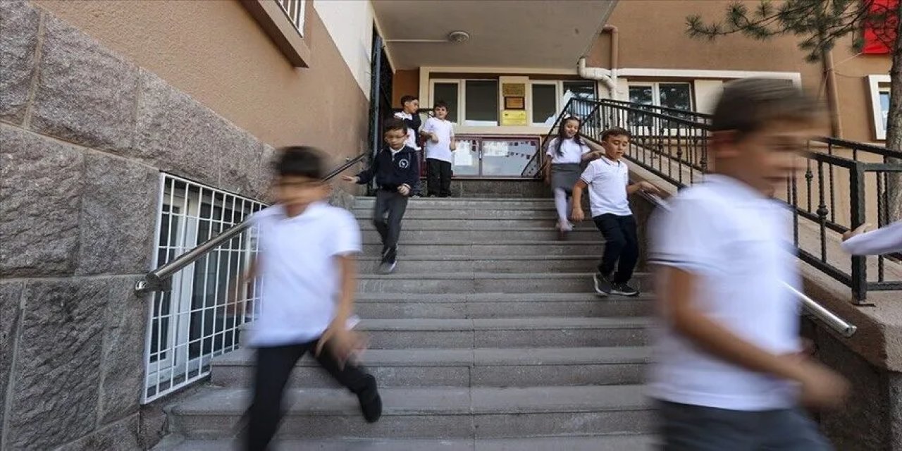 İstanbul'daki okullarda 14 Eylül'de dersler 10.00-15.00 saatleri arasında yapılacak