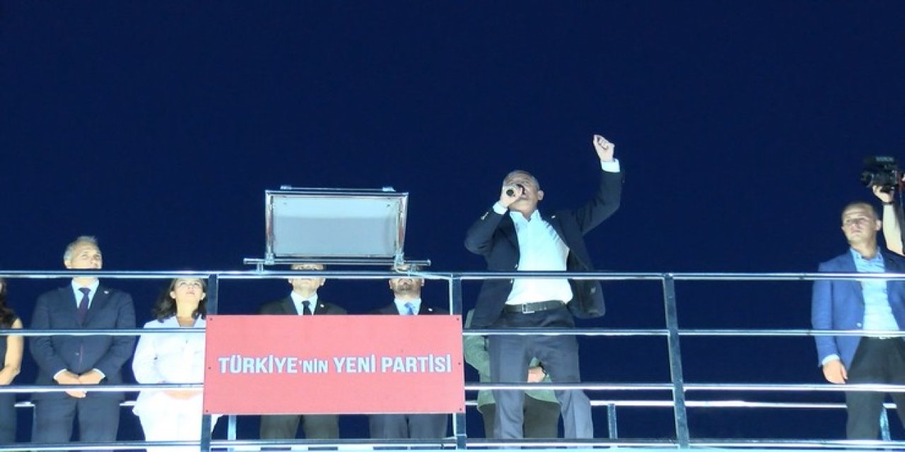Özgür Özel Üsküdar’da konuştu