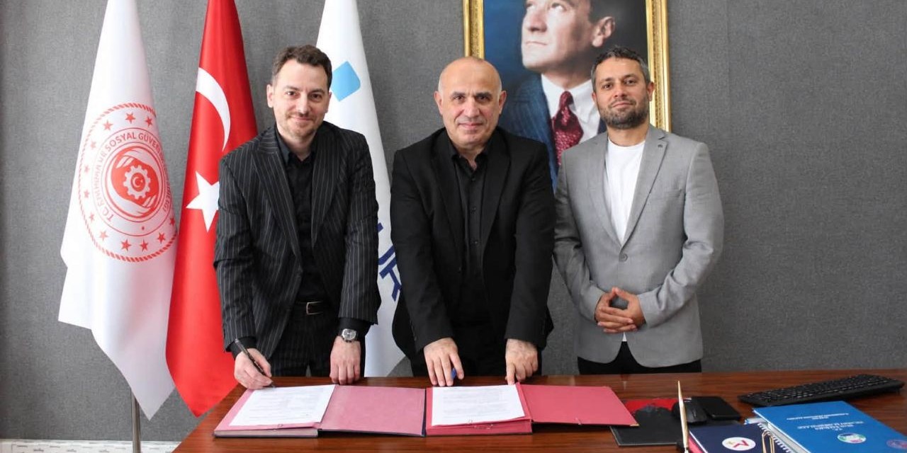 Rize’de Eczacılık Alanında Mesleki Eğitim Kursu Başlıyor