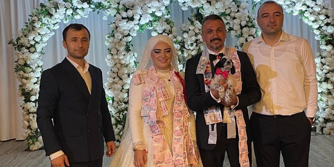 Düğünde altın yerine köpek taktı