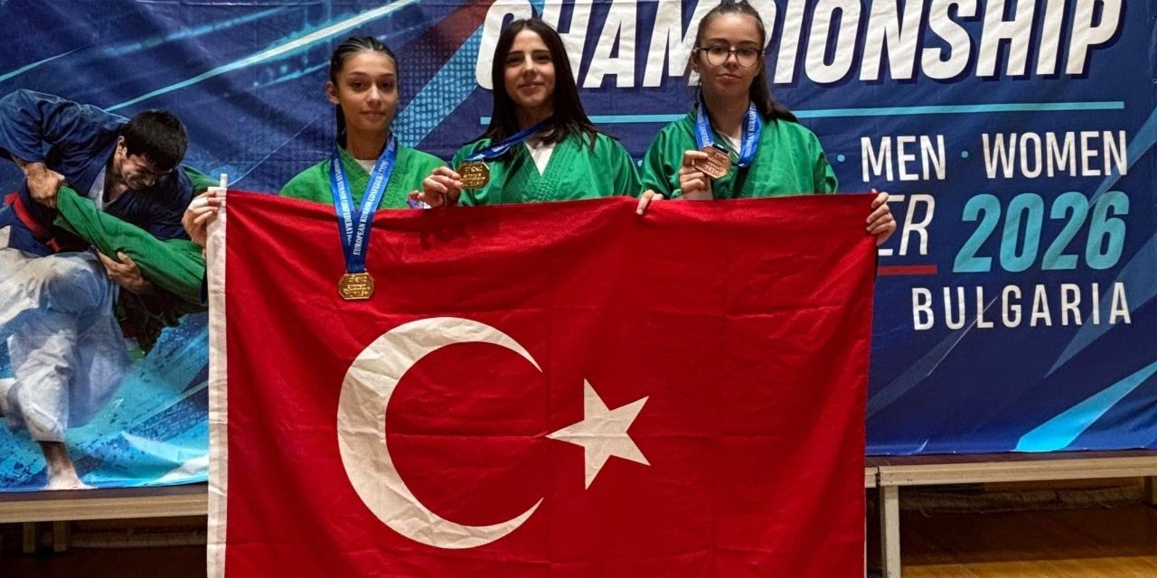 Rizeli Milli Sporcular Kuraş Avrupa Şampiyonası'na Damga Vurdu