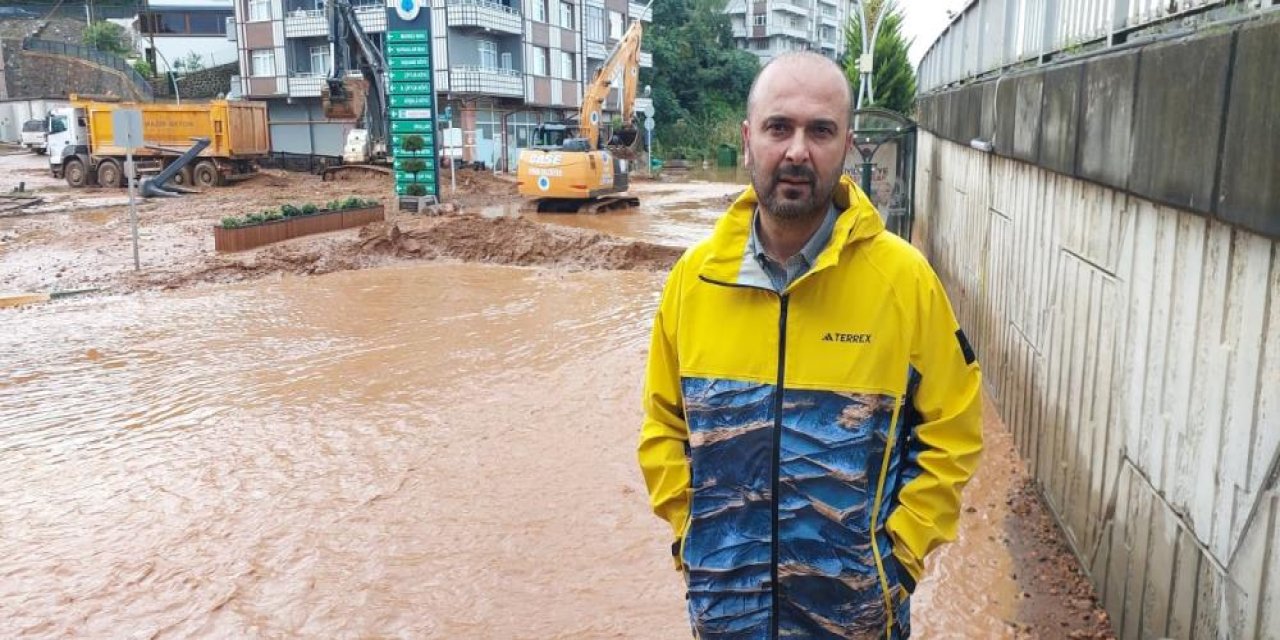 İyidere Belediye Başkanı Saffet Mete: "İlçemizde metrekareye 135 kilo yağış düşmüş"