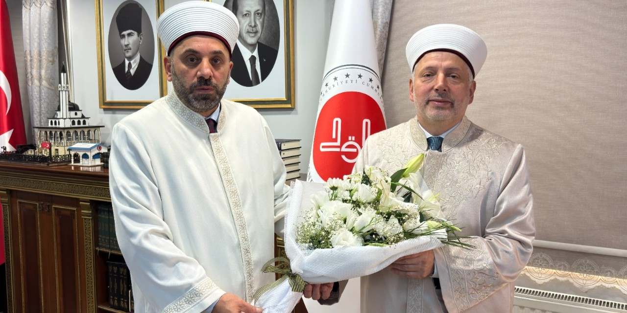 Rize İl Müftülüğünde Devir Teslim: İlyas Yılmaztürk Göreve Başladı