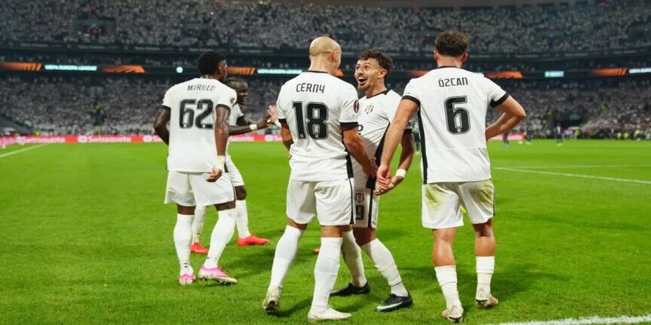 Beşiktaş'ı milli maç arasının ardından zorlu bir maraton bekliyor