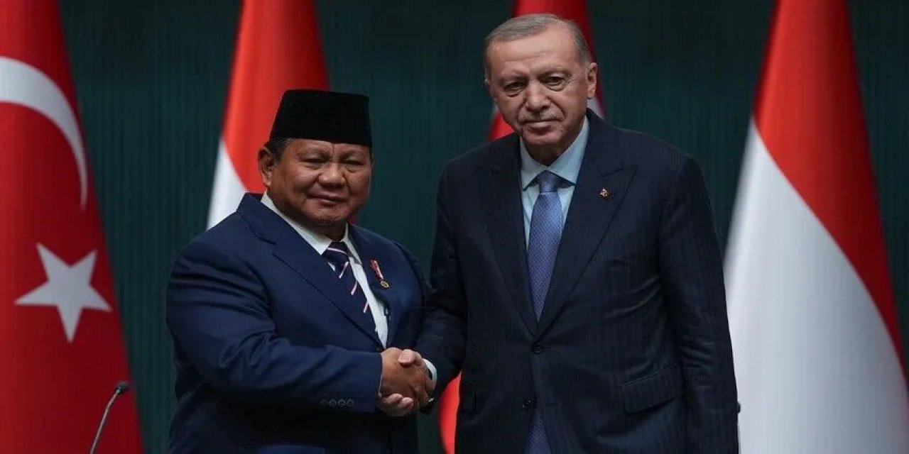 Cumhurbaşkanı Erdoğan, Endonezya Cumhurbaşkanı Subianto ile telefonda görüştü