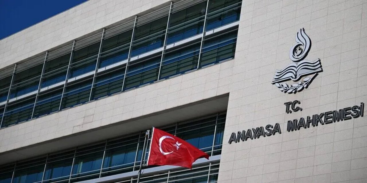 AYM, Yeni Partinin isminin hükümsüz sayılması talebinde partiye savunma için 1 ay süre verdi