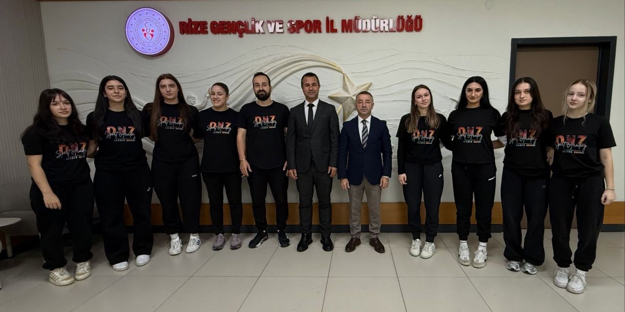 Rize'nin Kızları Yine Voleybol 2. Lig'de: Rize Deniz Spor Kulübü Sezona Hazır