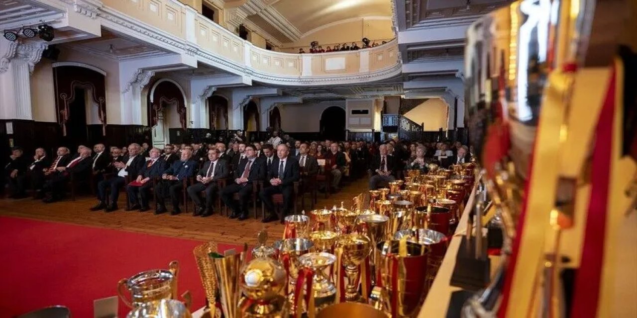 Galatasaray Kulübü, 121. kuruluş yılını kutladı