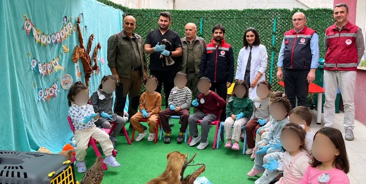 Artvin’de Miniklere Hayvan Sevgisi Aşınladı