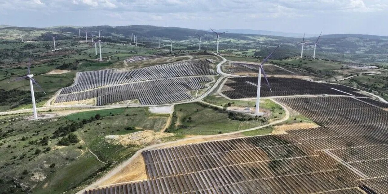 Güneş ve rüzgardan elektrik üretiminde tarihi rekor kırıldı