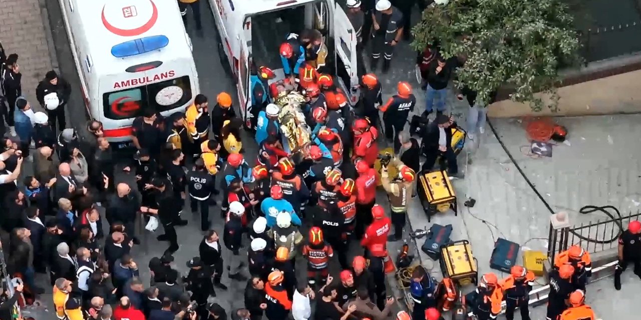 Maltepe 7 katlı binada çökme; 2 kişinin cansız bedenine ulaşıldı