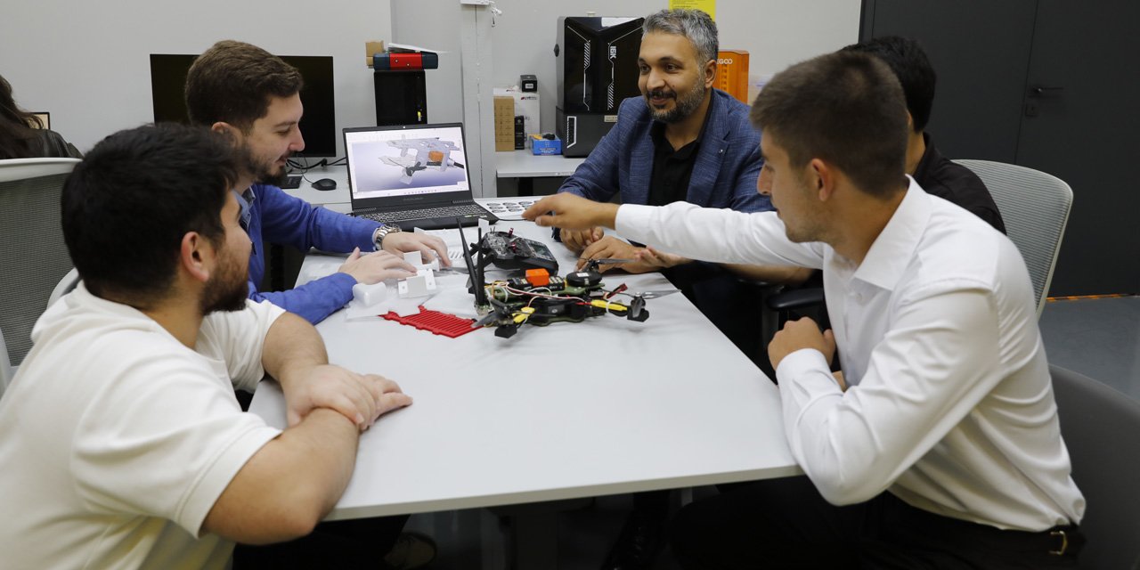 Elektrik hatlarındaki arızaları tespit etmek için otonom İHA tasarlıyorlar