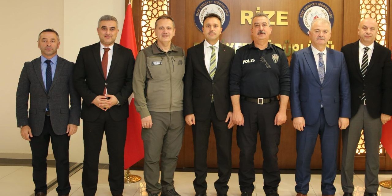 Rize'de Kurum Müdürlerinden Emniyet Müdürü'ne Hayırlı Olsun Ziyareti