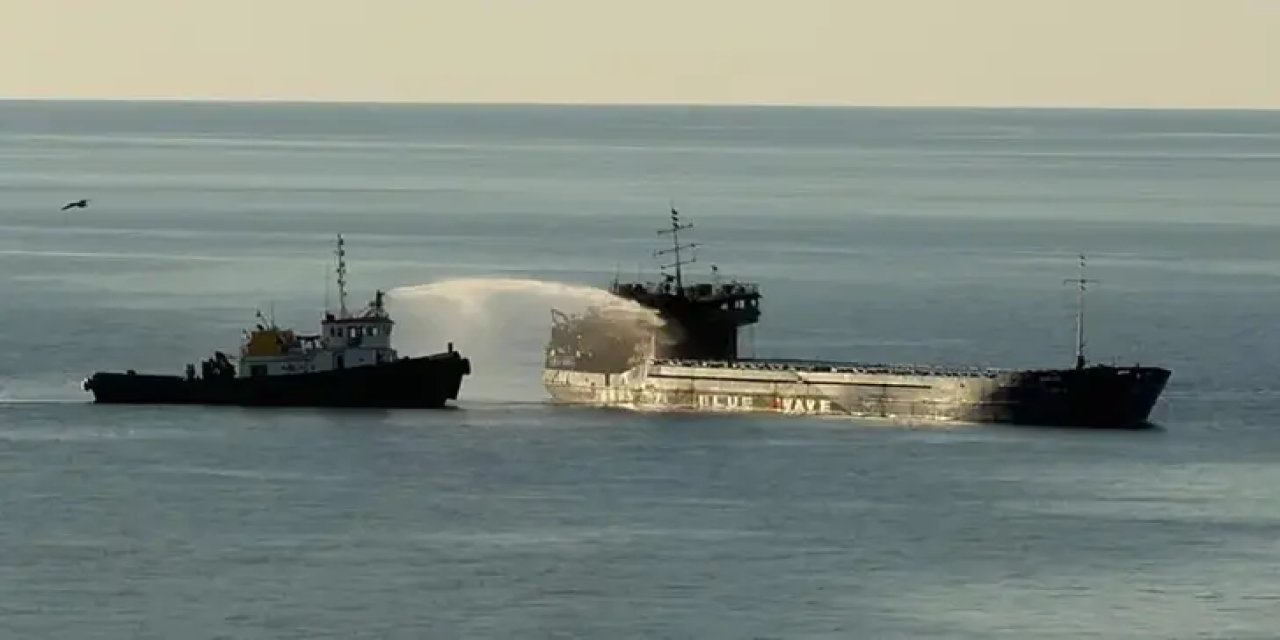 Karadeniz’de saldırıya uğrayan gemi, Giresun açıklarına sürüklendi