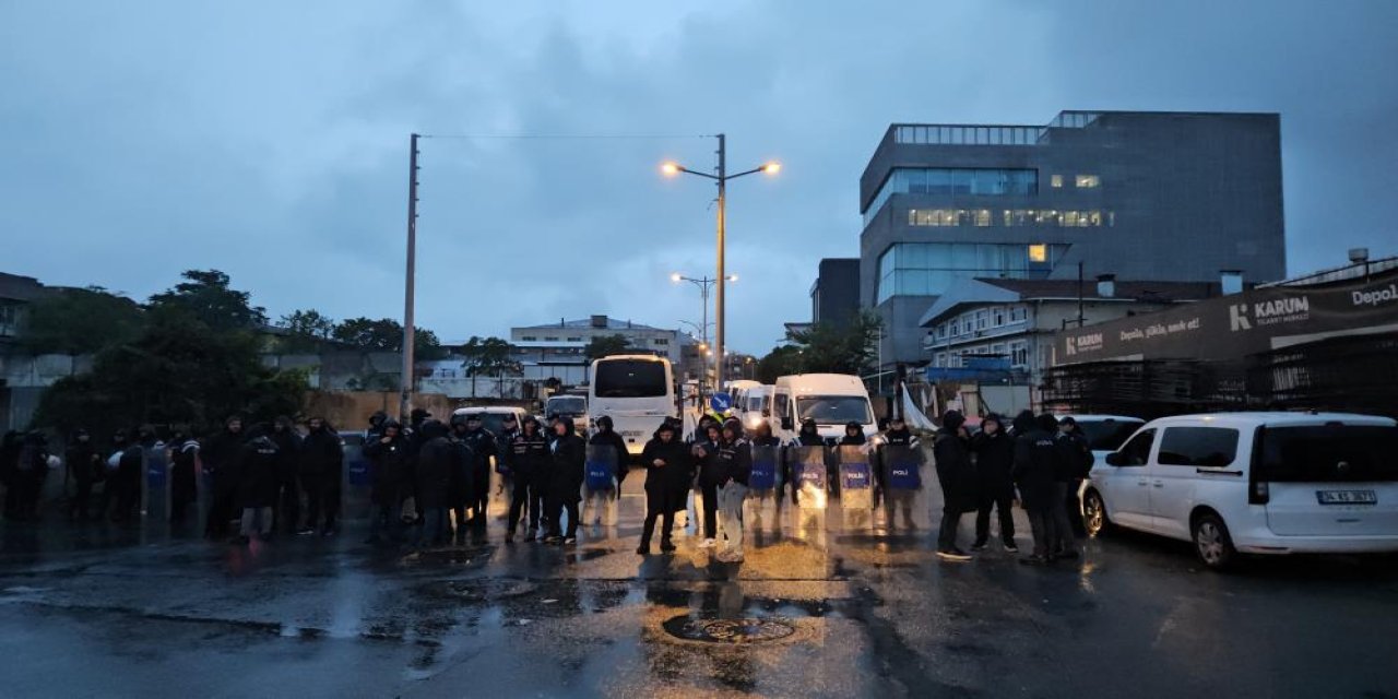 Halk TV'ye inceleme: Polis ekipleri arama yapıyor