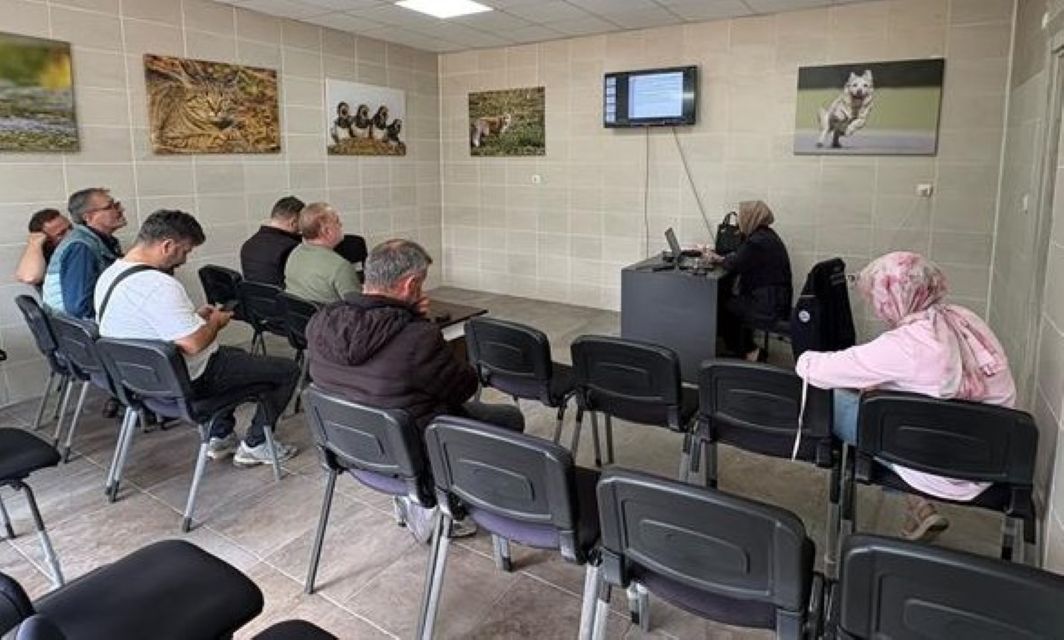 Petshop İşletmecilerine Eğitim Verildi