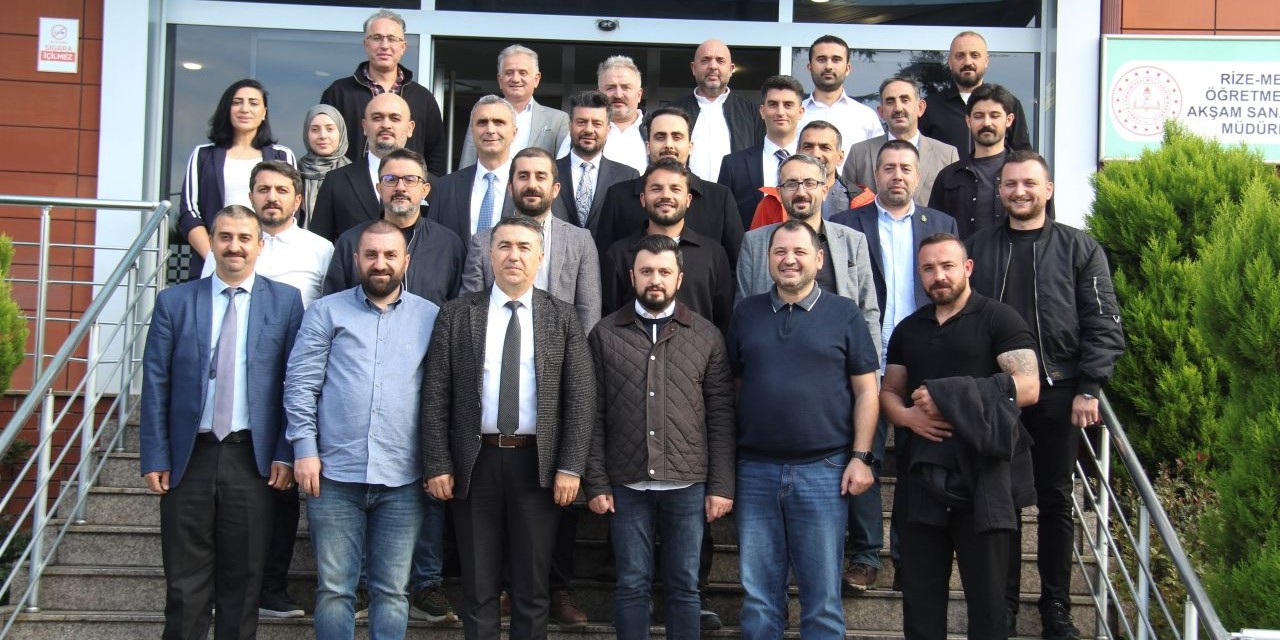 Turizm sektörünün paydaşları buluştu: Rize Turizmi Masaya Yatırıldı