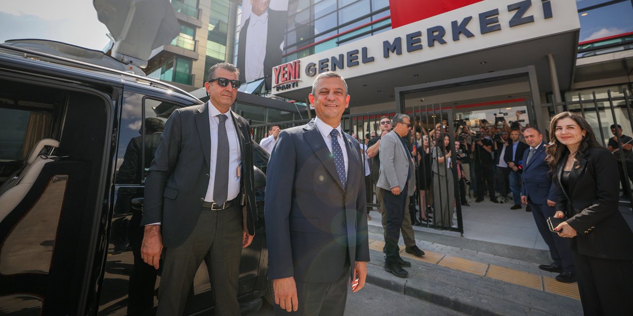 Yeni Parti'nin ismi değişmeyecek