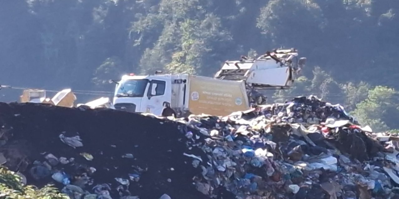 Çevre Bakanlığı'ndan Ardeşen Belediyesi'ne 2.3 Milyon TL'lik Vahşi Depolama Cezası!