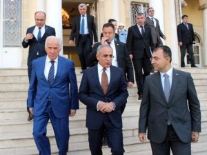 Kültür Ve Turizm Bakanı Topçu İzmir’de