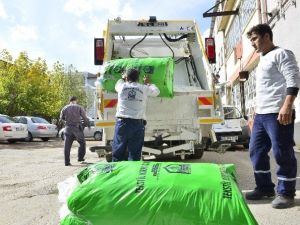 Yıldırım Belediyesi Tekstil Atıklarını Topluyor
