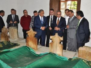 Bakan Topçu Terörle Mücadelede Kararlılık Mesajları Verdi