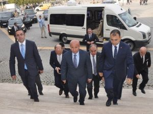 Bakan Arzu: ’’İzmir’e Bir Yılda 350 Milyon Üzerinde Tarımsal Destek Verildi’’