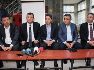 Chp’li Heyet Malatya’da Taziye Ziyareti Sonrası Açıklama Yaptı