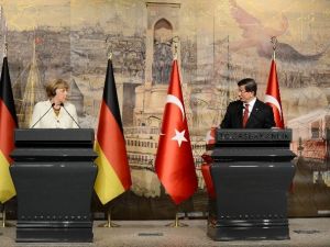 Angela Merkel: "17’inci Faslı Açıp Adım Adım İlerleyebiliriz"