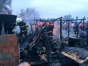 Sakarya’da Baraka Yangını