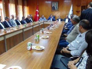 Hdp’li Meclis Üyesi Ak Parti’ye Katıldı