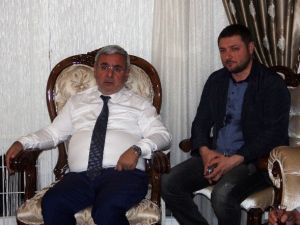 Ak Partili Metiner: “Demirtaş Kandil’in Türkiye’deki Siyasi Şubesi, Pyd’de Suriye’deki Kolu”