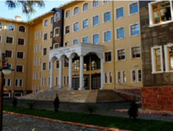 Rize'deki Okullar Modern