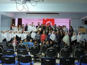 "Kanser Kanka" Oyunu Bu Hafta Sarıcakaya’da Sahnelendi