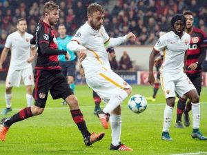 Arsenal Puanla Tanıştı