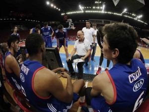 Anadolu Efes İle Ea Mılano 21. Randevuda