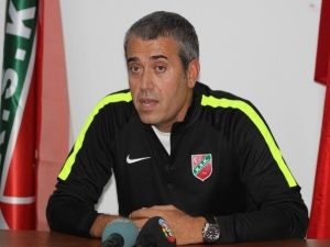 Özdeş: “Tek Derdimiz Buradan Çıkmak”