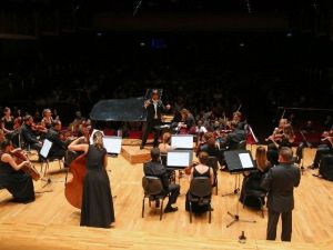 Yaşar Üniversitesi Oda Orkestrası Sezon Açılış Konserini Gerçekleştirdi